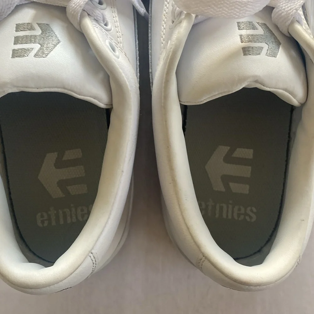 ETNIES Senix LO Men’s White Leather Lace Up Skate Sneakers Size 10